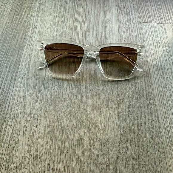 Quay Australia | Accessories | Quay Australia Call The Shots  display picture 1